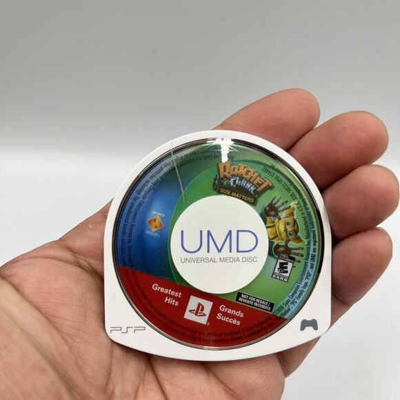 Ratchet & Clank: Size Matters (PSP, 2007) UMD Game Disc Only - Tested - Picture 4 of 4